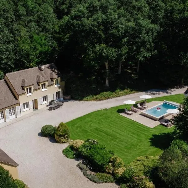 Domaine de Thironne Lac & Nature: Montigny-le-Chartif şehrinde bir otel