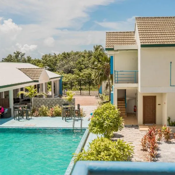 Long Beach Laamu Maldives，甘島的飯店