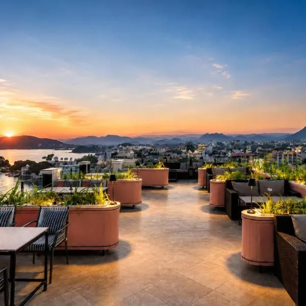 My Downtown - The Red Pier, hotel en Udaipur