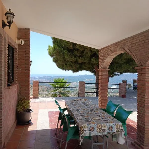 Casa Rural El Mirador, hotel em Vélez-Málaga
