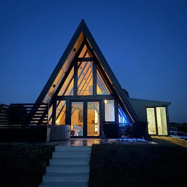 Villa Calista Lux、ボサンスカ・グラディシュカのホテル