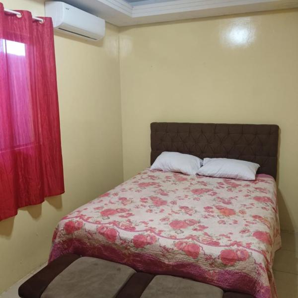Bela casa, grande, com área de lazer e piscina! - Foto 2