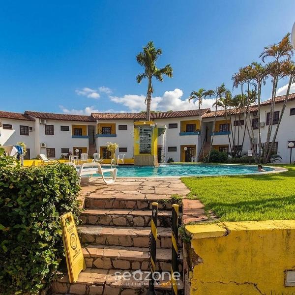 Apto. em Cond. c/ Piscina e Varanda LCE0025 - Foto 4