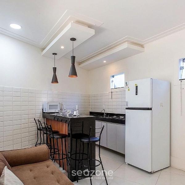 Casa em Cond. c/ Piscina e churrasq. FAE0001