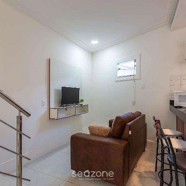 Casa em Cond. c/ Piscina e churrasq. FAE0002