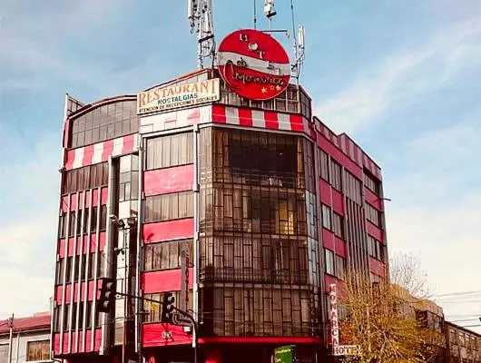 Hotel Monarca, hotel sa Oruro