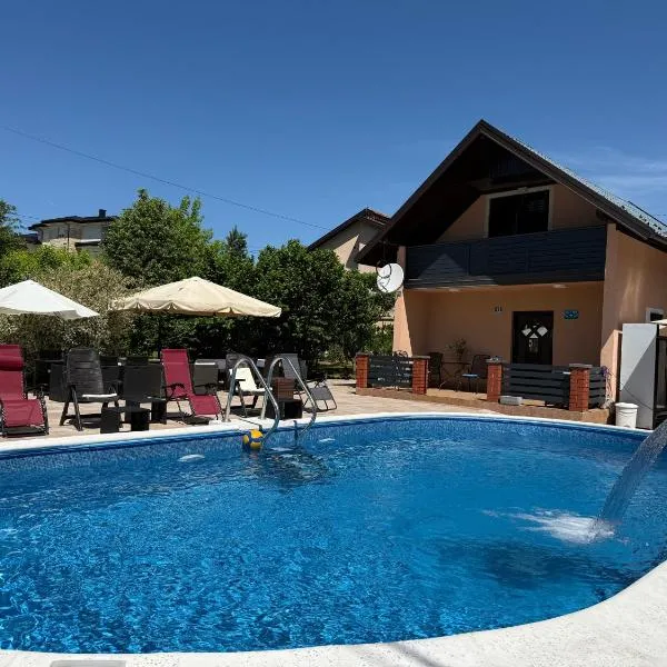 Holiday home Alexa, hotel sa Banja Luka