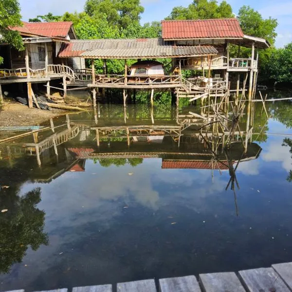Big Hug Home-Nok kao house, hotell i Ko Yao Noi