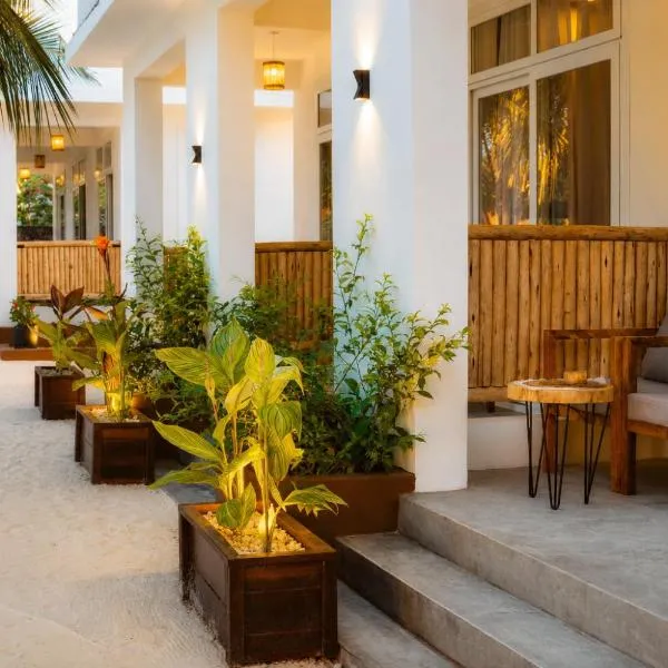 Balungi Boutique Hotel, hotel u gradu Uroa