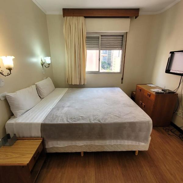 Flat com varanda a 2 quadras da Paulista - Foto 2