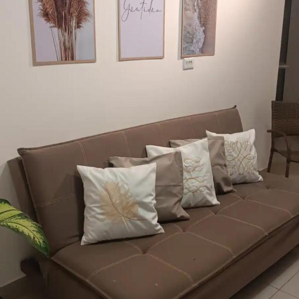 Apartmento a 1200m da praia de Itapuã