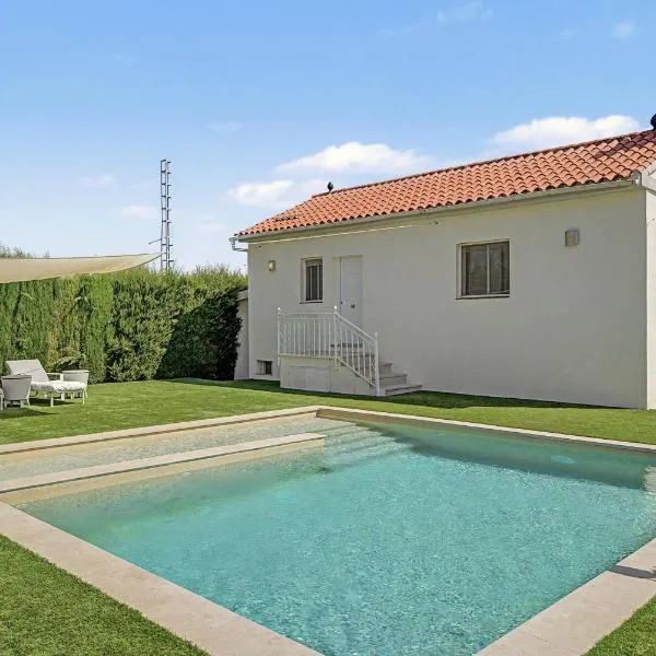 Casita acogedora con piscina, hotel di Alhendín