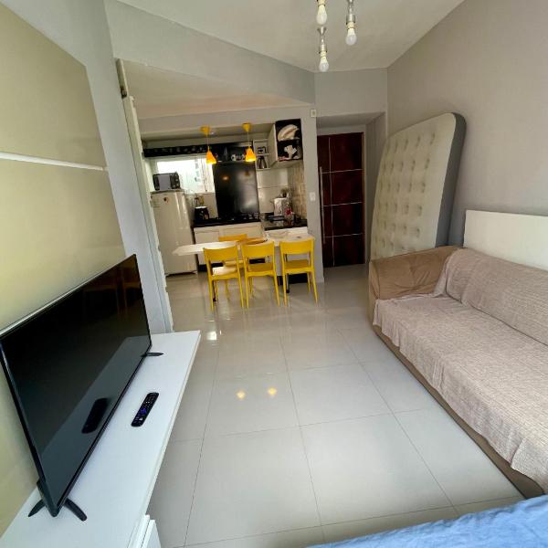 Apartamento na Barra a 50m da praia para 6 hóspedes - Foto 5