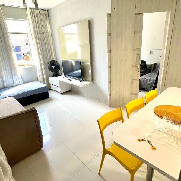 Apartamento na Barra a 50m da praia para 6 hóspedes - Foto 3