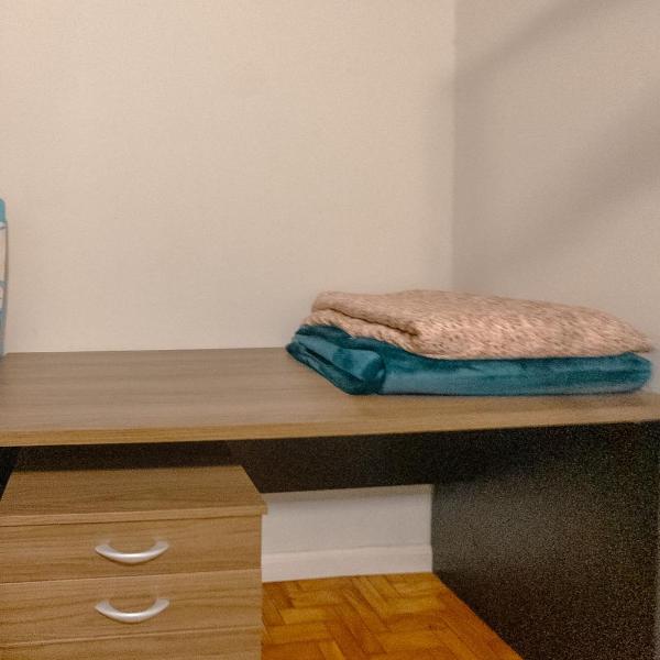 Apartamento Completo no Centro - 2 Quartos Wi-Fi e Cozinha Equipada - Foto 4