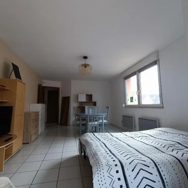 Appart cosy avec balcon - 4 pers - proche Strasbourg โรงแรมในเกสโปลส์ไฮม์