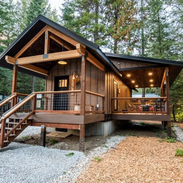 Lake House tiny cabin near Lake Wenatchee, hotel en Leavenworth