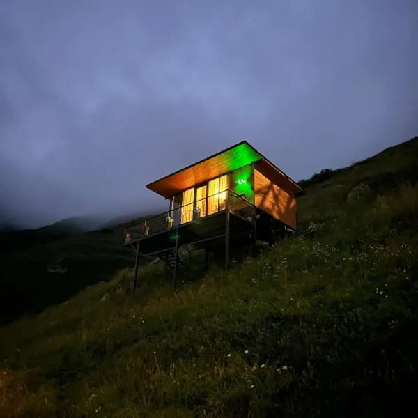 Hiking, Hotel in Juta