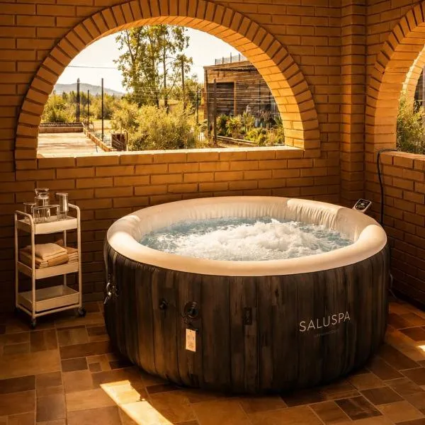 Hotel Flamora-Valle de Guadalupe, hotel sa Francisco Zarco