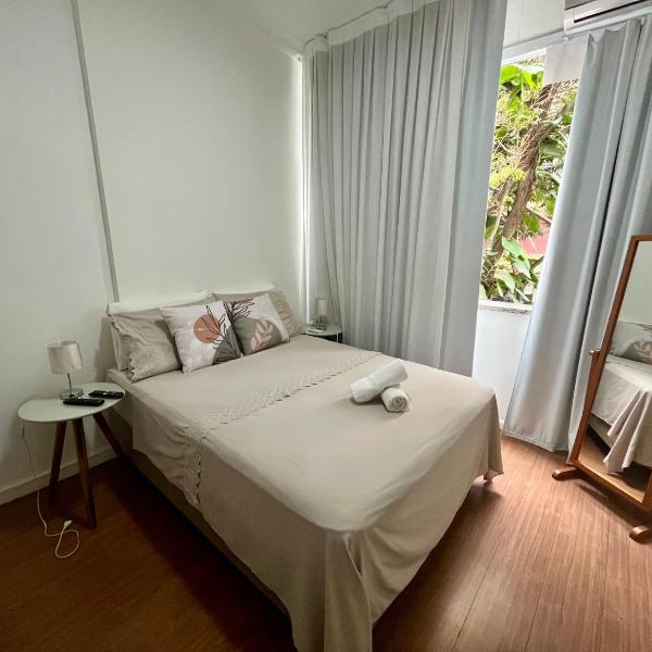 Studio com vaga de garagem a uma quadra da praia - Foto 2