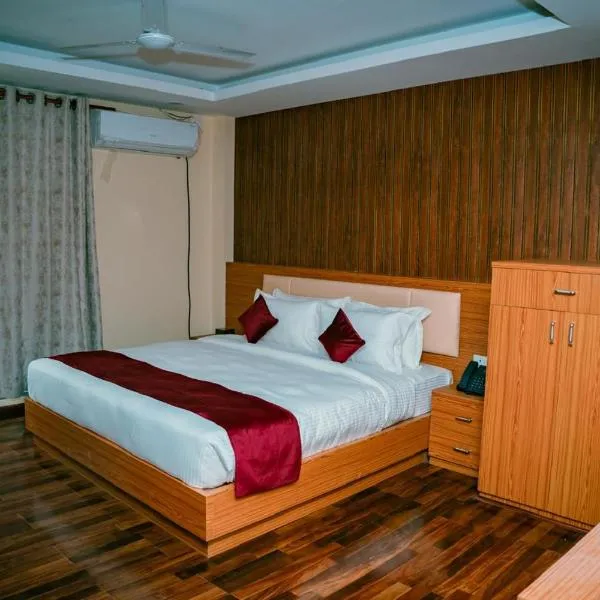 Golden Miracle Hotel Private Limited, хотел в Rāmechhāp