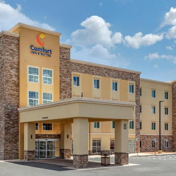 Comfort Inn & Suites Edgewood, hótel í Edgewood