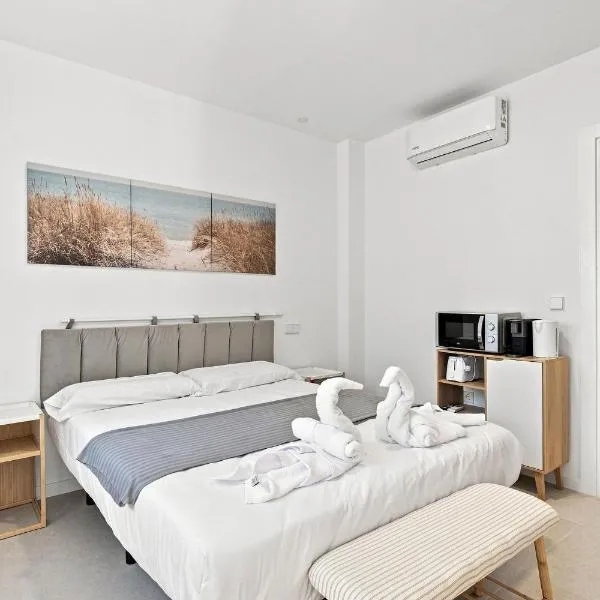 Modernas habitaciones con baño privado, hotel em Madrid