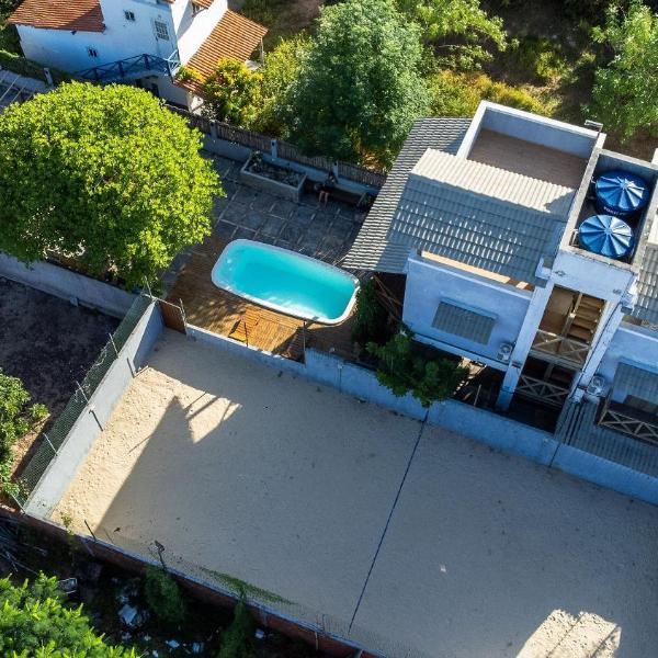 Casa para até 10 pessoas a 600m da praia
