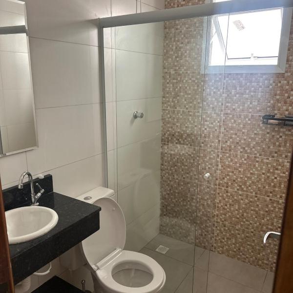 Casa Espaçosa em condomínio A 200m da Praia - Foto 3