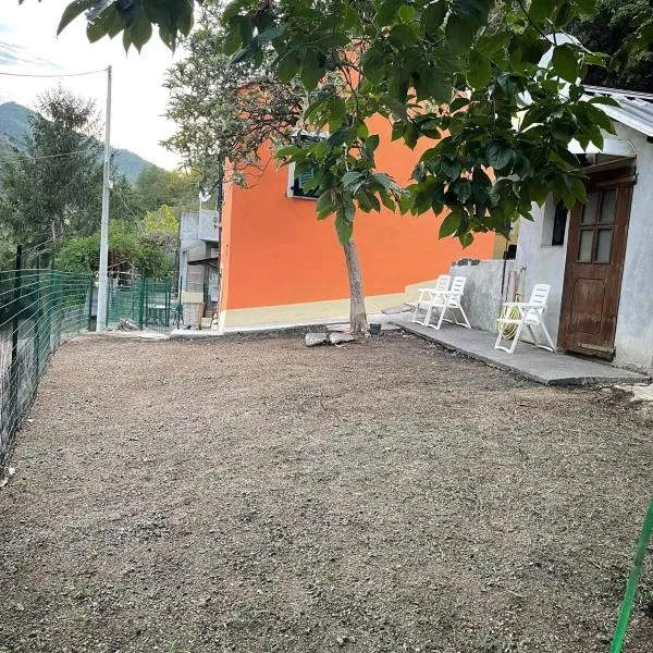 Casa Stefana – hotel w mieście Quiliano