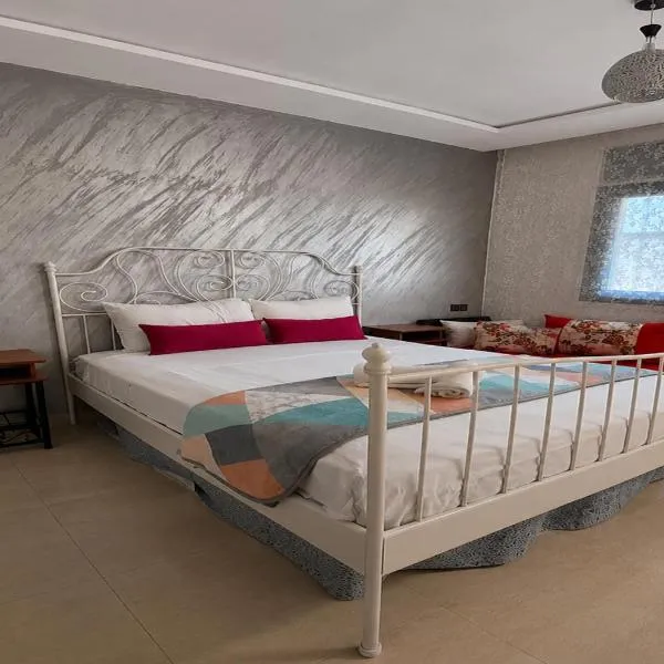 Calm Luxury Apartment Near the Old Medina & Marjane, hotell i Fès