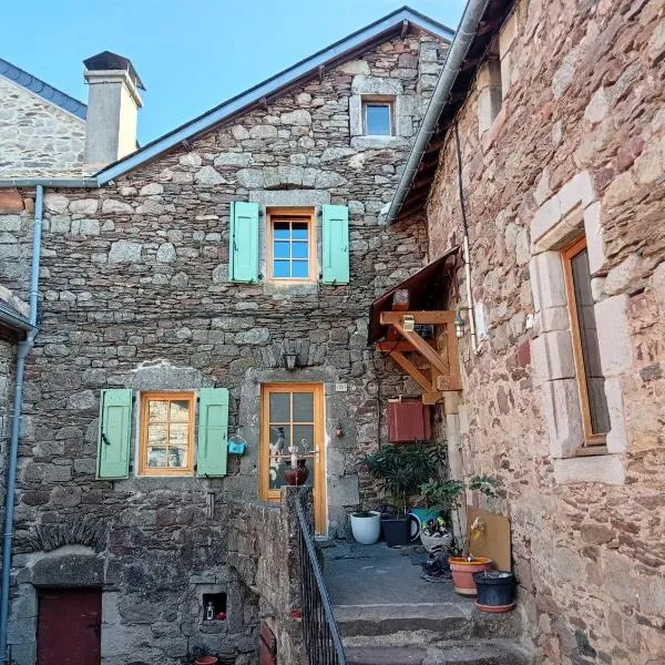 La vie en couleurs, hotel en Castelnau-Pégayrols