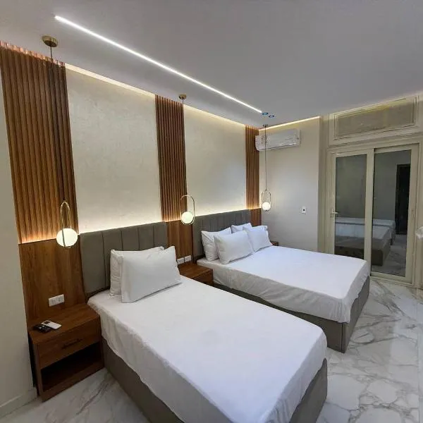 NIle Plaza Hotel Cairo، فندق في القاهرة