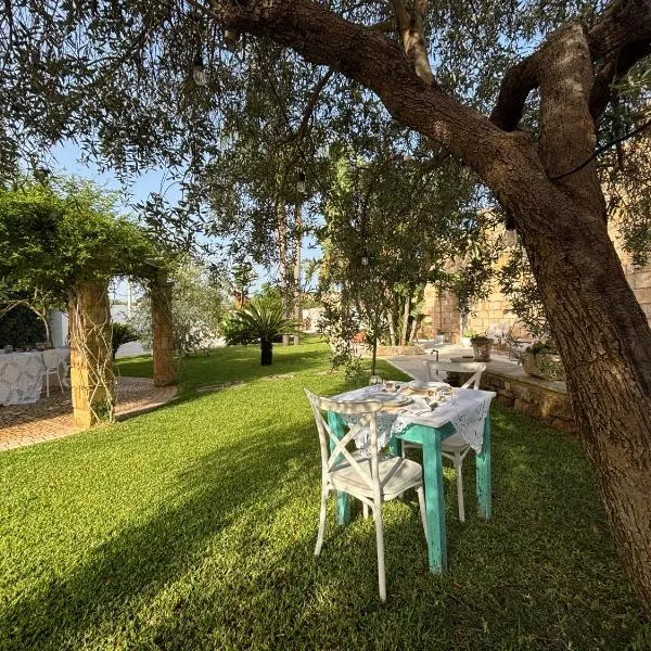 Treviè Suite - Torre San Giovanni، فندق في Fontanelle