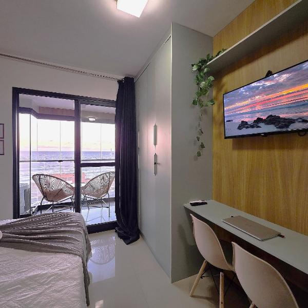 Apartamento pé na areia Pituba. Lazer e negócios
