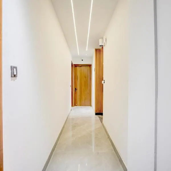 Townhouse Sector 49 Gurugram Formerly Hotel P66, hotel v destinaci Gurgáon
