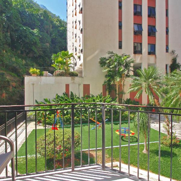 Apartamentos modernos e renovados em apart-hotel
