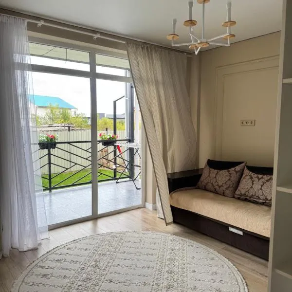 The Bay Apartments โรงแรมในโชลปอน-อาตา
