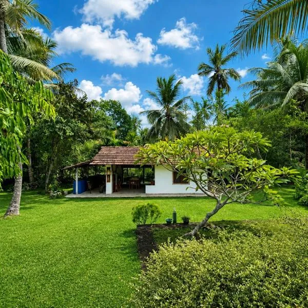 Luminosium Forest Villas & Arrival Sanctuary, hotel in Pannala