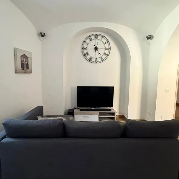 Elle's House, hotel u gradu 'Savona'