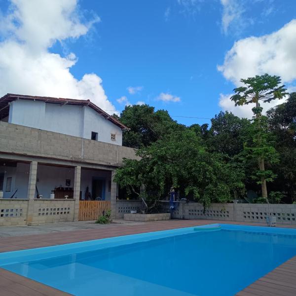 Refúgio no verde com piscina