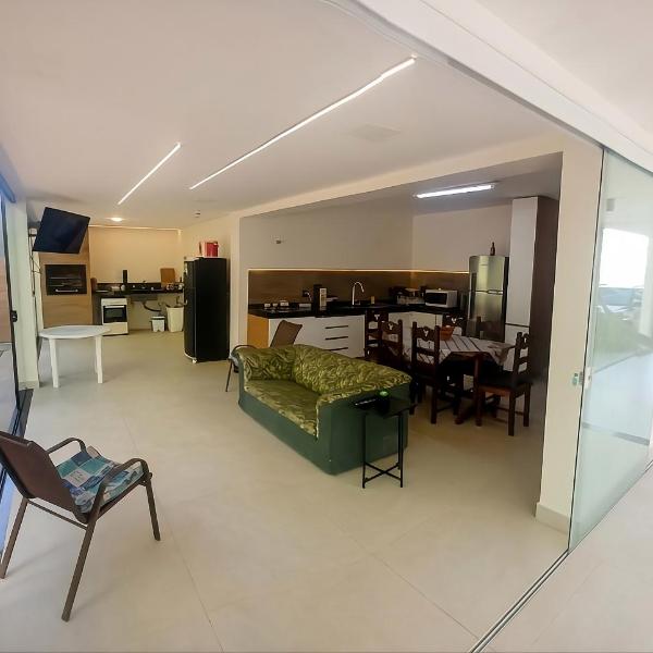 Casa em Itaúna 3 Quartos para 8 Pessoas com área gourmet a 150 m da Praia Ar Condicionado - Foto 2