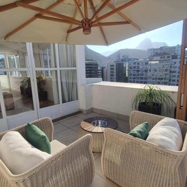 Penthouse Steps from the Beach with Ocean & Cristo Views