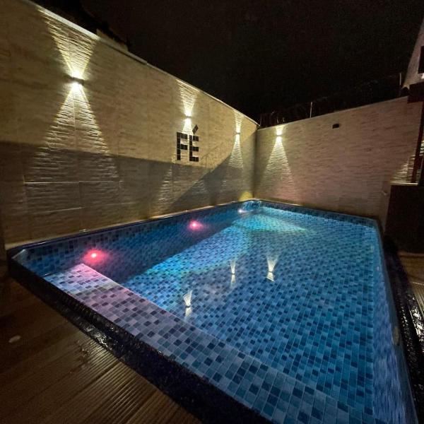 Casa com piscina na Praia Grande perto da praia