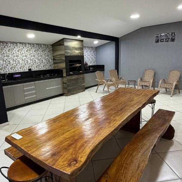 Casa para 8 hóspedes, Perto das Cataratas, Argentina e Shopping Catuaí