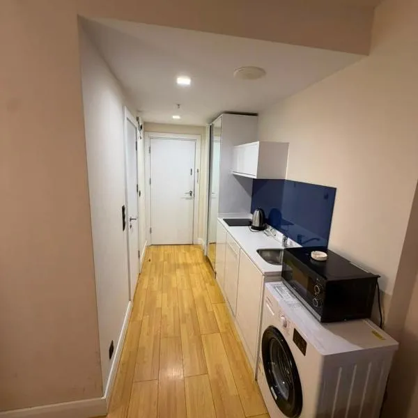 Apartment hotel، فندق في باتومي