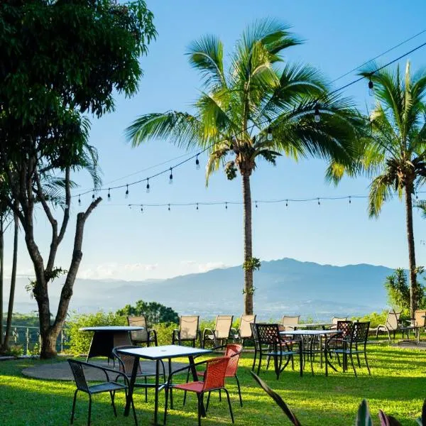 Buena Vista Chic Hotel, hotell sihtkohas Alajuela