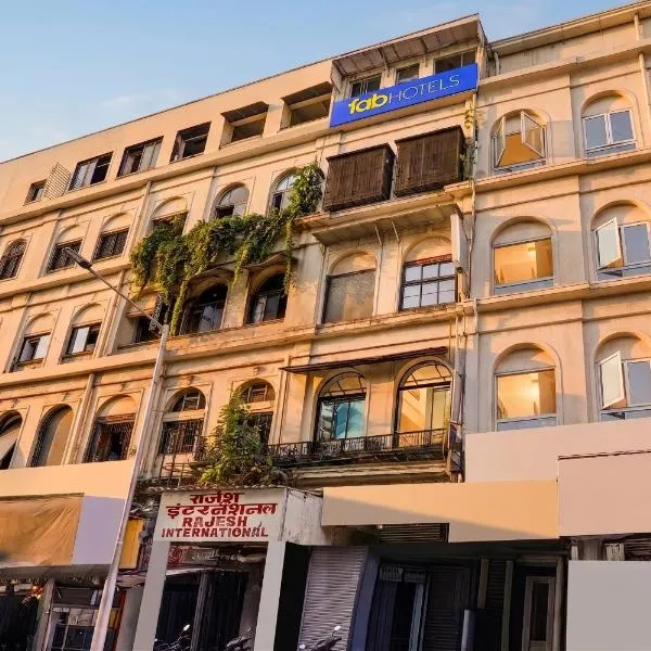 FabHotel Blue Light, hotel sa Mumbai