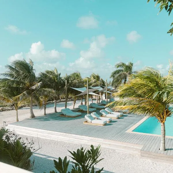 Sorobon Bay Hotel, hotel u gradu Kralendajk
