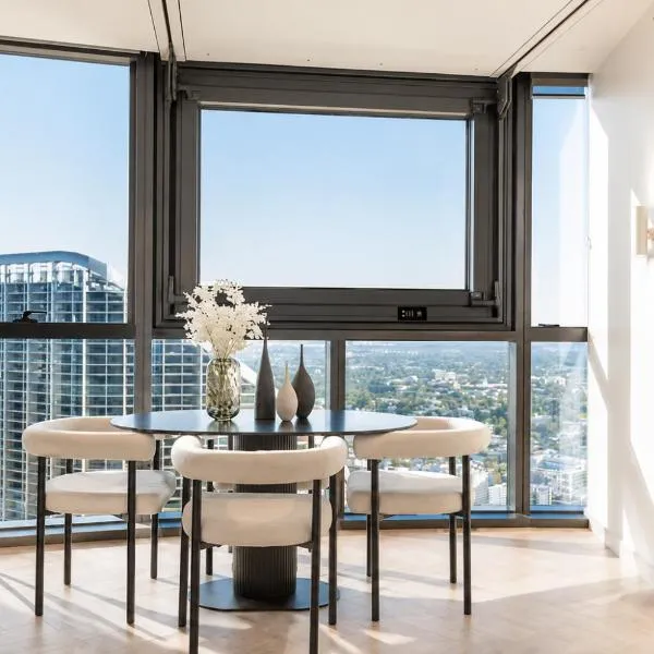 1Bedroom Apt in Queen's Wharf lv 62 - Skyline and City view, Hotel in Brisbane